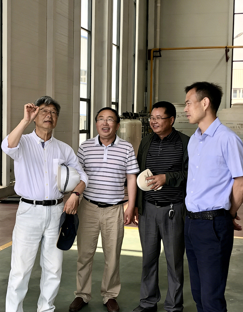 砥砺奋进